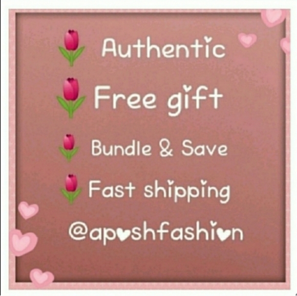 BEAUTIFUL VICTORIA'S SECRET POUCH.nwt - Picture 5 of 5